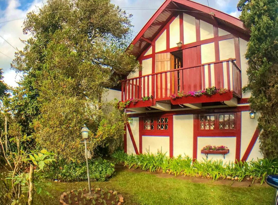 Vila Chale Com Lareira E Wi-Fi Em Campos Do Jordao - Sp Exteriér fotografie